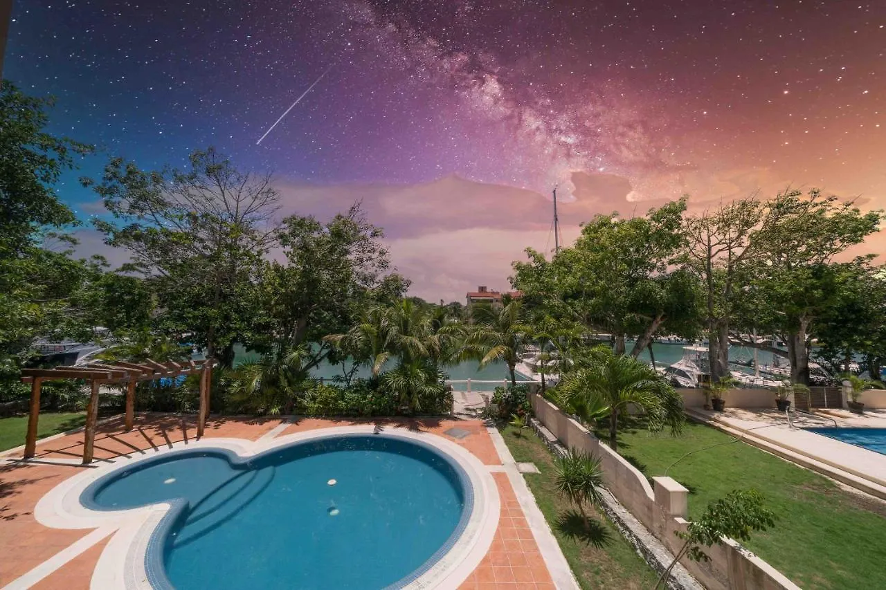 Marina Real Condo Puerto Aventuras - Close To The Beach شقة